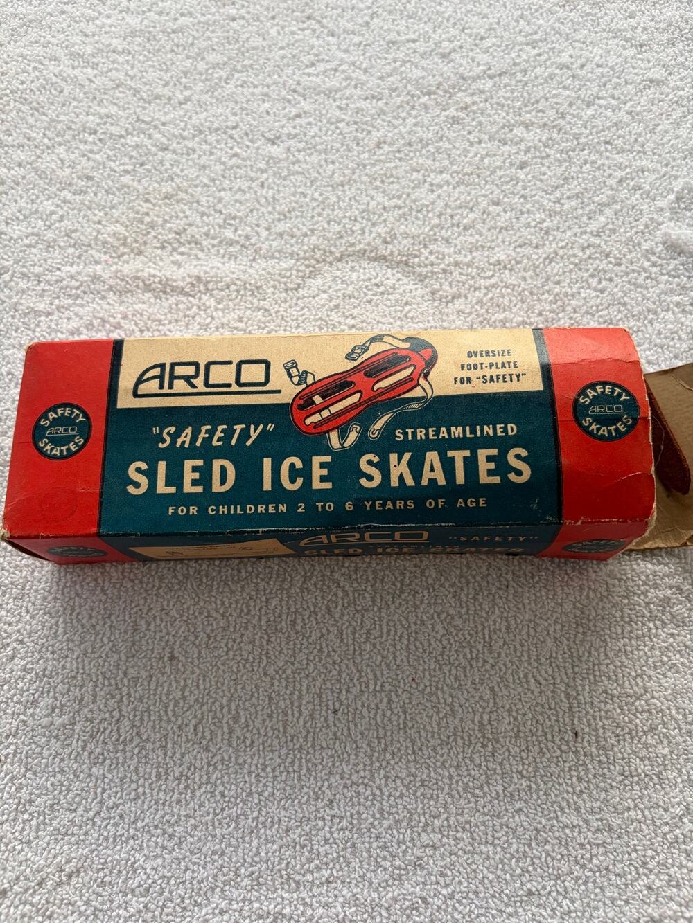 Vintage NOS Arco sled ice skates w/box